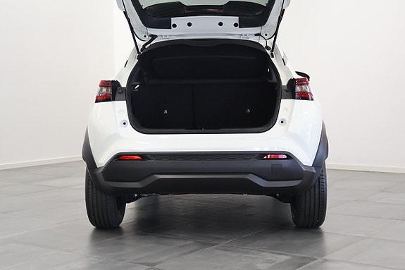 Nissan Juke 5 of 8