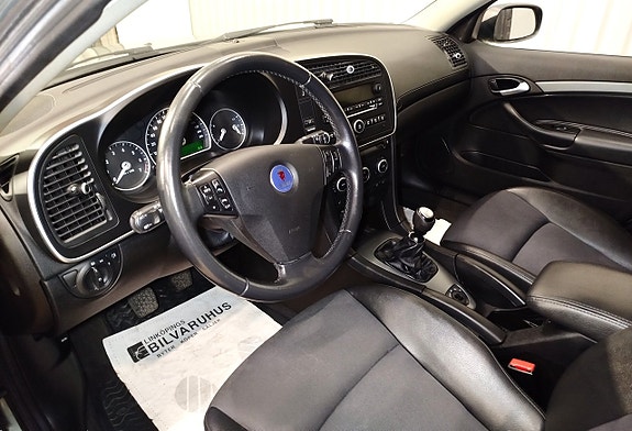 Saab 9-3 12 of 27