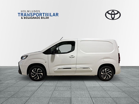 Toyota Proace City 2 of 5