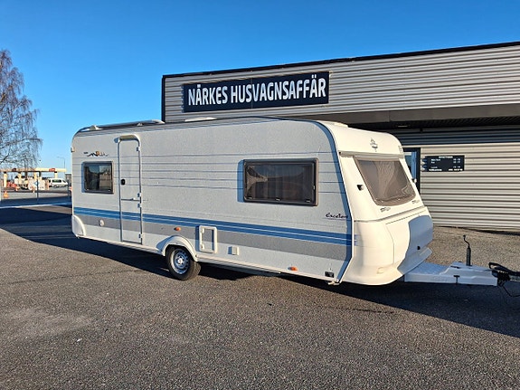 Hobby 560 UL Långbäddar   Alde vattenburen-värme