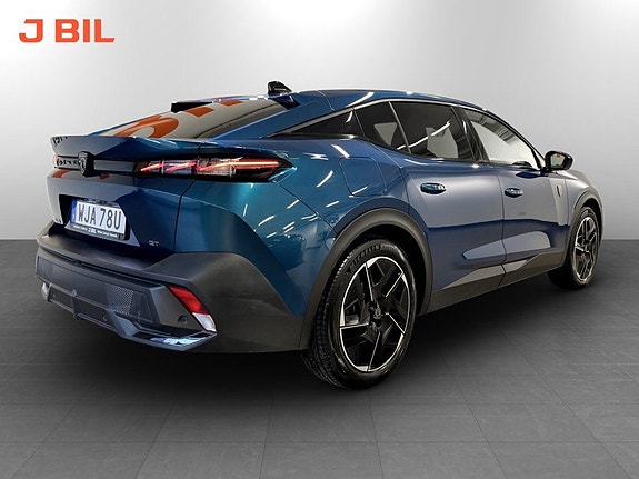 Peugeot 408 3 of 5