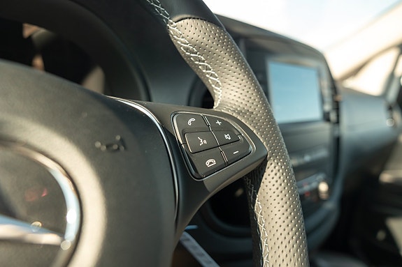 Mercedes-Benz eVito 112 6 of 11