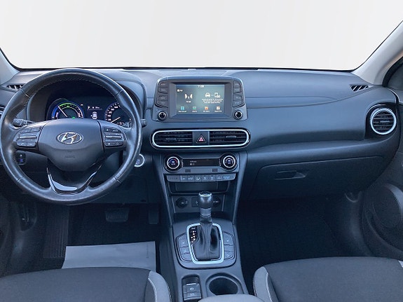 Hyundai Kona 8 of 10