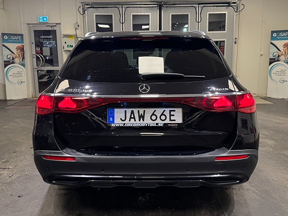 Mercedes-Benz E300 de 26 of 27