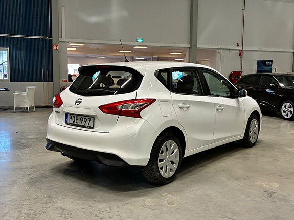 Nissan Pulsar 3 of 5
