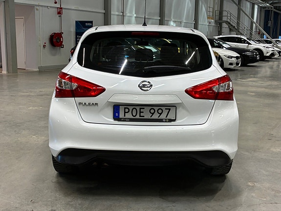 Nissan Pulsar 4 of 5