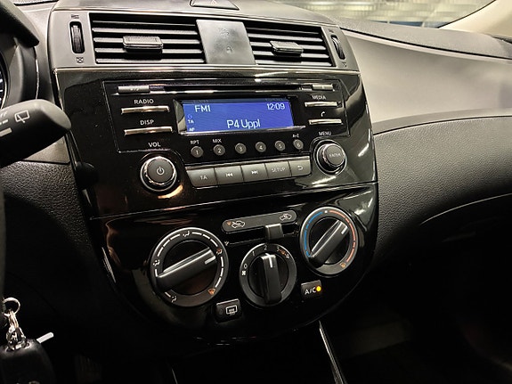 Nissan Pulsar 14 of 17
