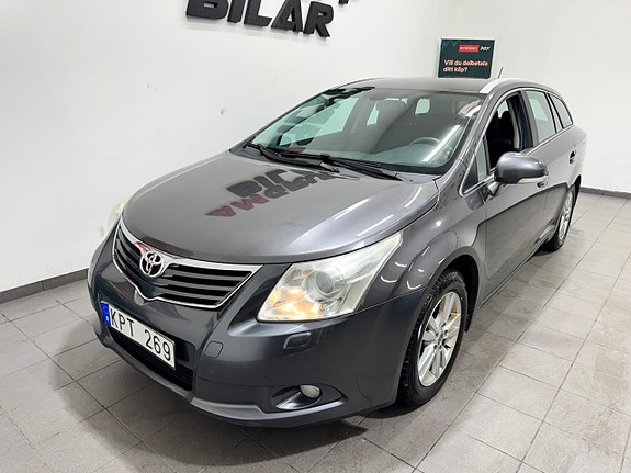 Toyota Avensis 5 of 5