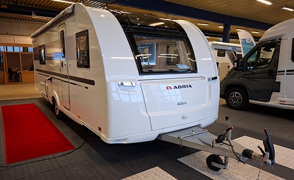 Adria Adora 613 UT FÖRSTA KLIPPET
