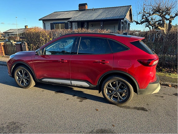 Ford Kuga 2 of 8