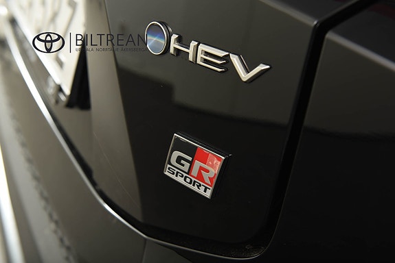 Toyota C-HR 25 of 30