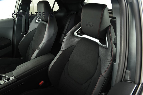 Toyota C-HR 23 of 30