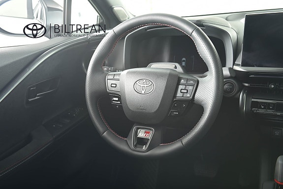 Toyota C-HR 9 of 30