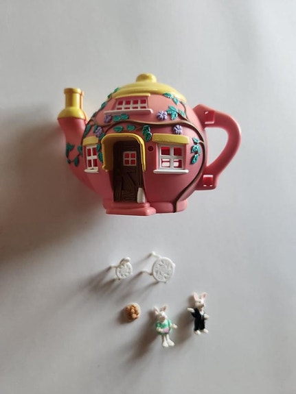 Product image 1 of 2
