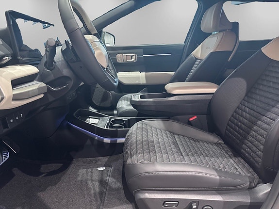 Kia EV4 8 of 20