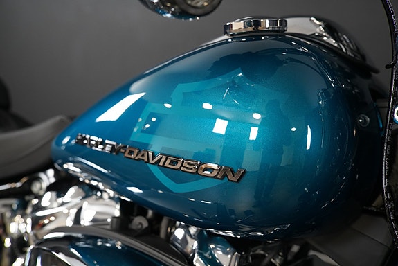 Harley-Davidson FXBR Breakout 117" 7 of 13