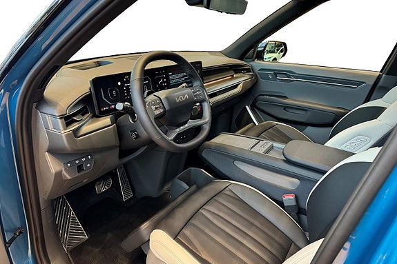 Kia EV9 28 of 30