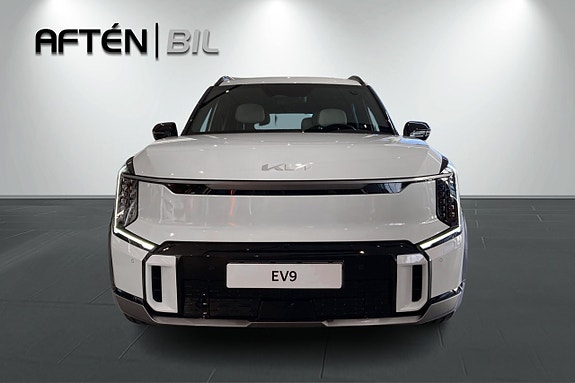 Kia EV9 2 of 25