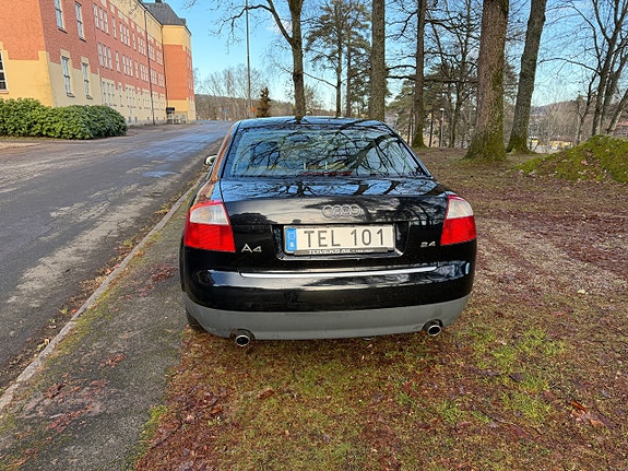 Audi A4 6 of 9
