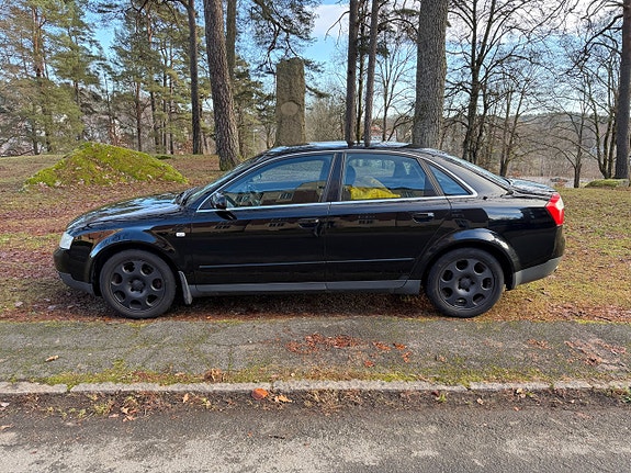 Audi A4 4 of 9
