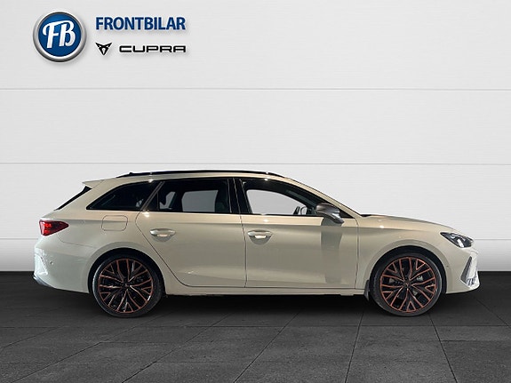 Cupra Leon 2 of 8