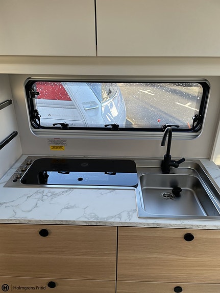 Adria Adora 572 UT 6 of 11