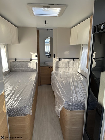 Adria Adora 572 UT 9 of 11