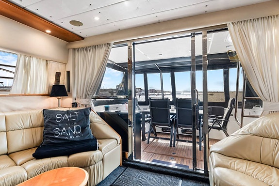 Princess 60 Fly - mindre båt, husbil eller husvagn i inbyte 8 of 12