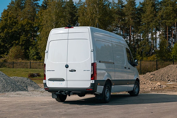 Mercedes-Benz Sprinter 317 9 of 12