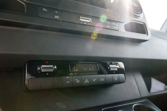 Mercedes-Benz Sprinter 317 8 of 12