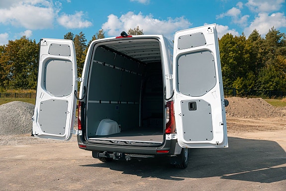 Mercedes-Benz Sprinter 317 10 of 12