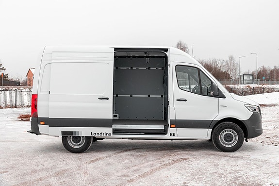 Mercedes-Benz eSprinter 314 4 of 9