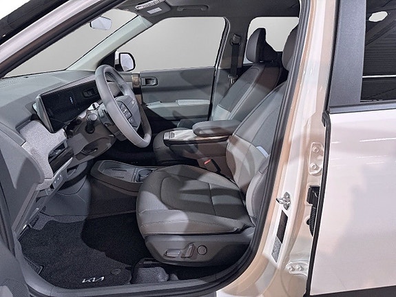 Kia EV3 8 of 21