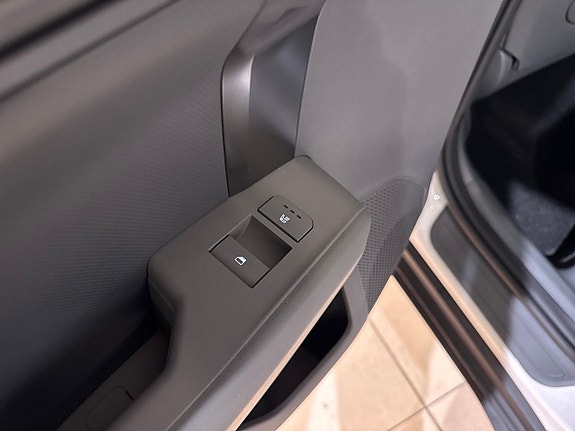 Kia EV3 20 of 21