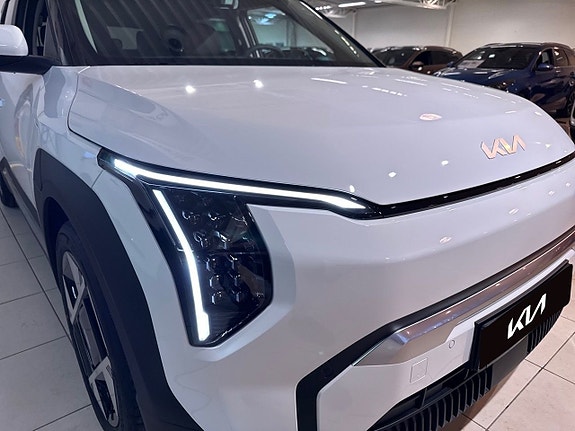 Kia EV3 18 of 21