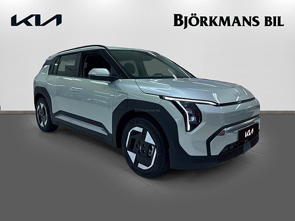Kia EV3 3 of 23
