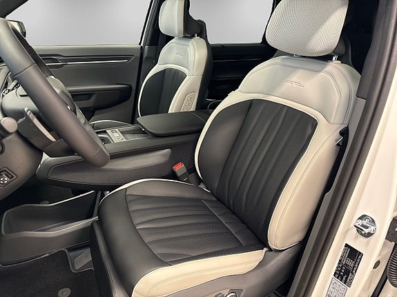 Kia EV9 8 of 20