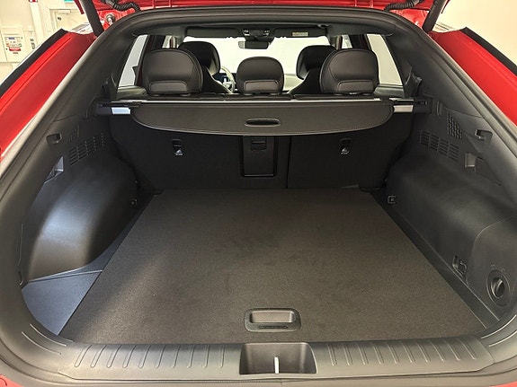 Kia EV6 14 of 25