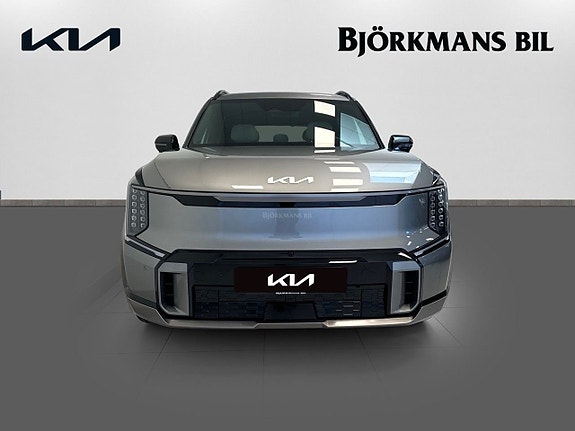 Kia EV9 2 of 23