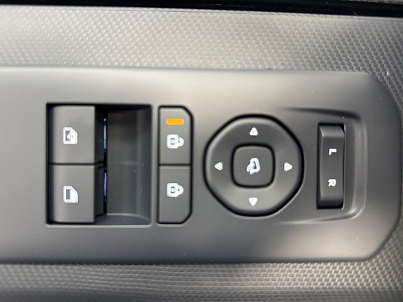 Kia PV5 16 of 27