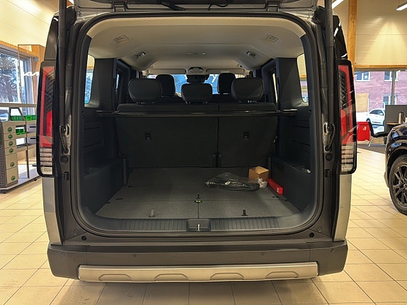 Kia PV5 14 of 18