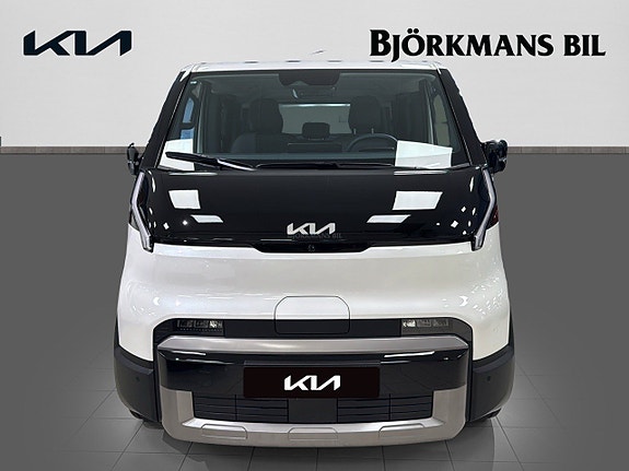 Kia PV5 2 of 5