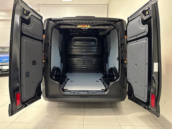 Kia PV5 14 of 22