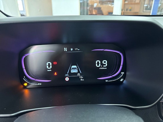 Kia Picanto 10 of 14