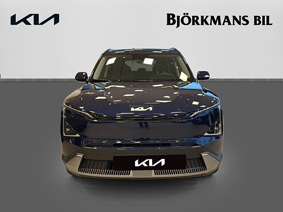 Kia EV5 2 of 25