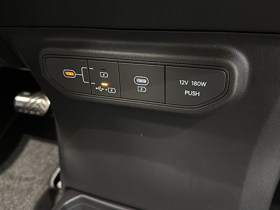 Kia EV5 18 of 24