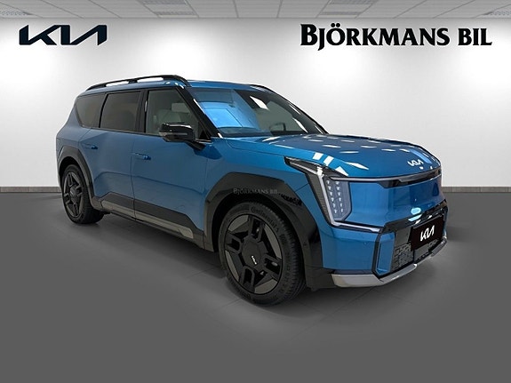 Kia EV9 3 of 23