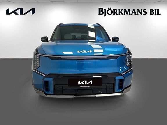 Kia EV9 2 of 23