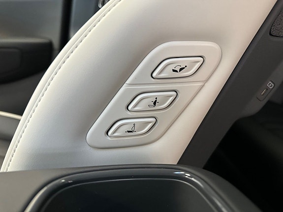 Kia EV9 20 of 23
