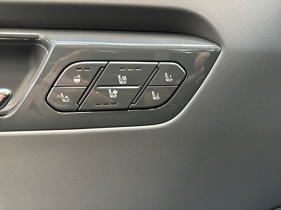 Kia EV9 18 of 23